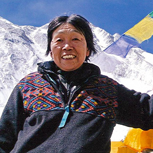 日々の生活を大切にしながら登山に挑戦し続け、2度のエベレスト女性最高齢登頂記録を達成